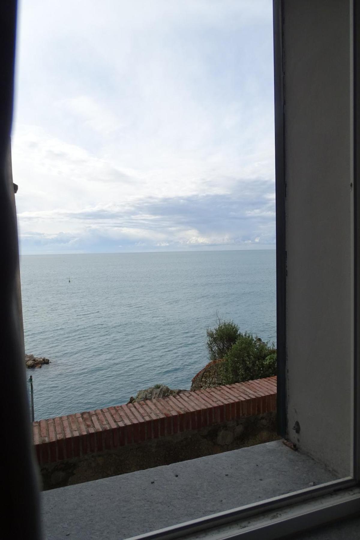 Vibes 5terre Riomaggiore